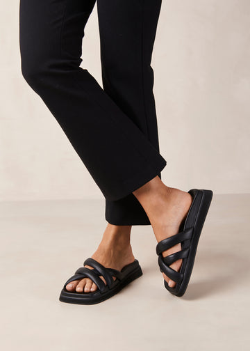 Buy Getaway Oasis - Black Woven | Slip On Sandals – MISS LOLA