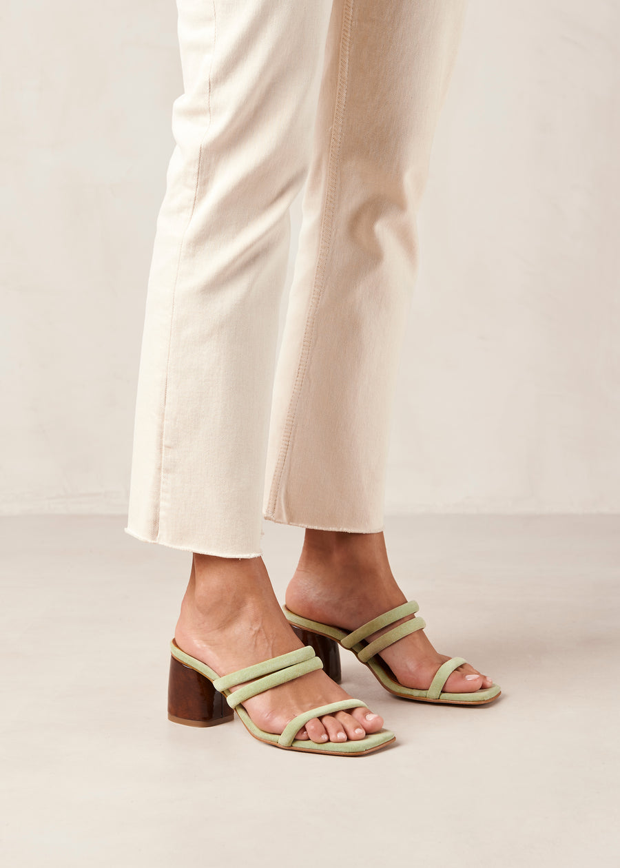 Indiana Mint Leather Sandals