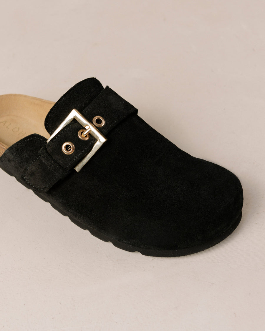 Cozy Black Suede Clogs ALOHAS