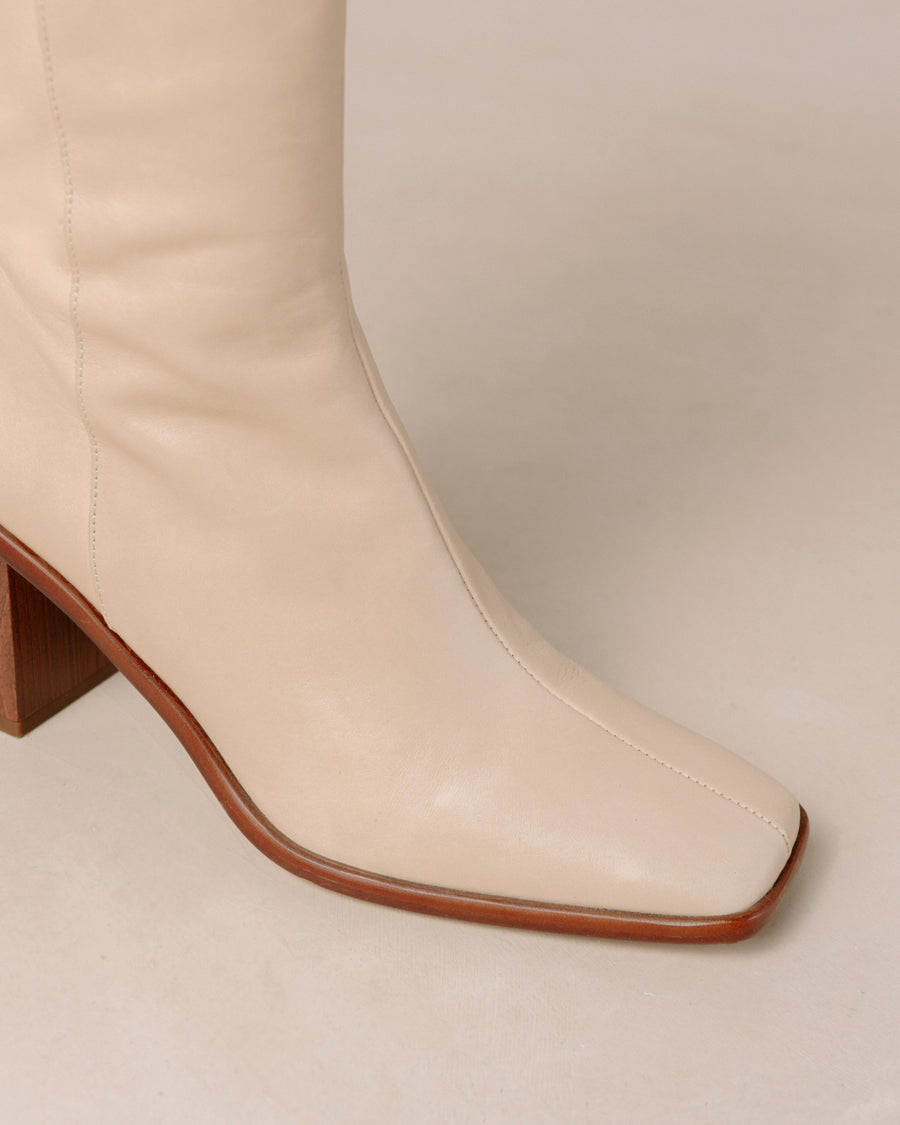 East Cream Leather Boots Boots ALOHAS