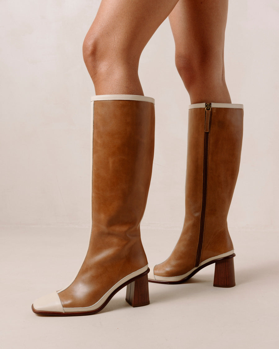 East Retro Bicolor Camel Cream Leather Boots Boots ALOHAS