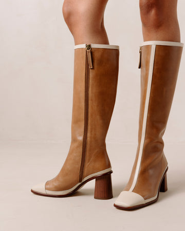 East Retro Bicolor Camel Cream Leather Boots