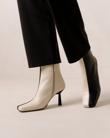 Frappe Bicolor Black Cream Leather Ankle Boots