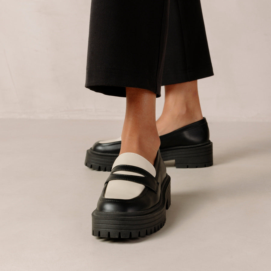 Mask Black White Loafers Svegan