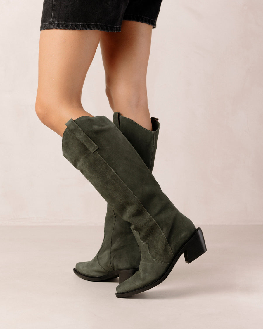 Mount Suede Pine Grove Green Boots ALOHAS