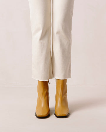 South - Yellow Leather Boots | ALOHAS