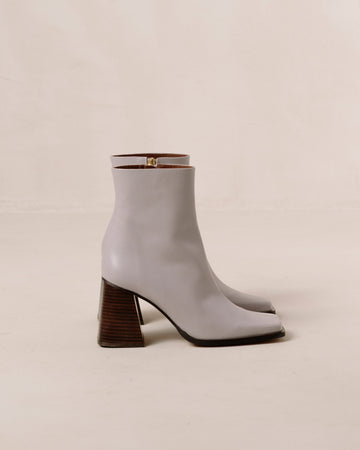 South Lilac Leather Boots ALOHAS