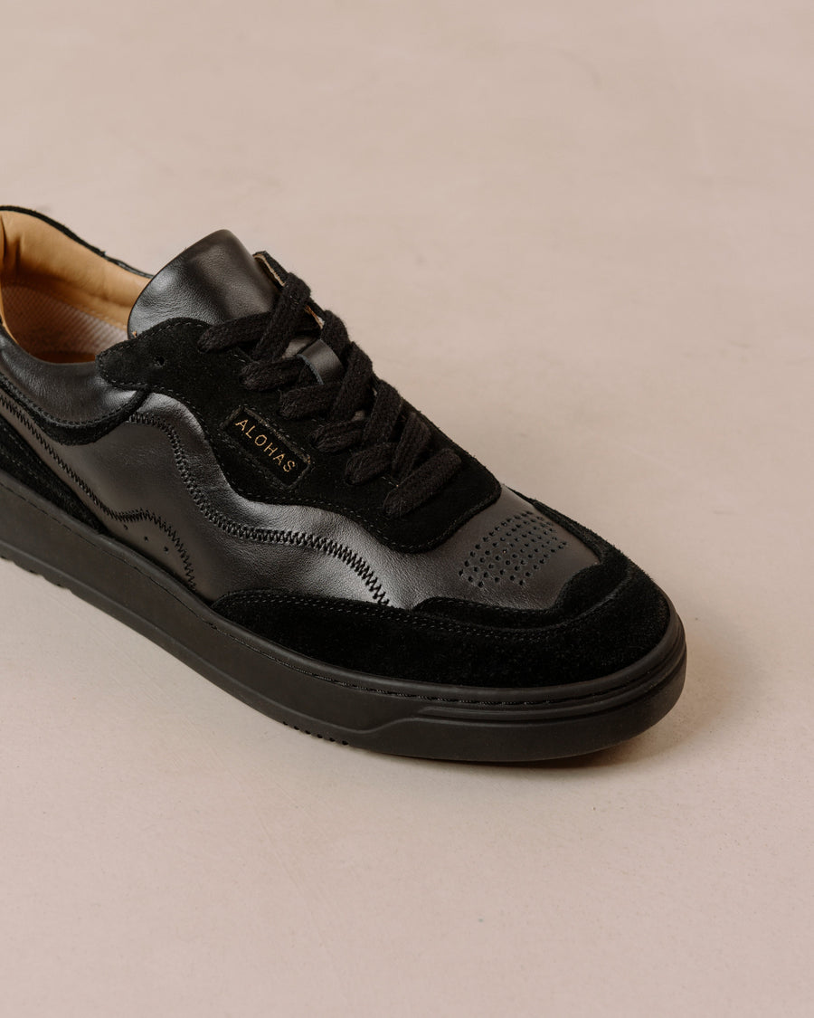 tb.87 Total Black Sneakers ALOHAS