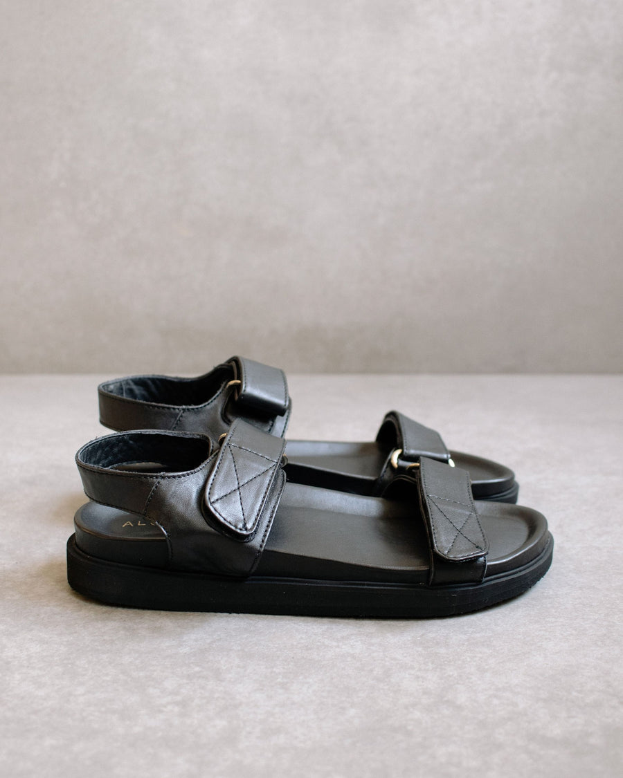 Traveller Hook Loop Black Sandals ALOHAS