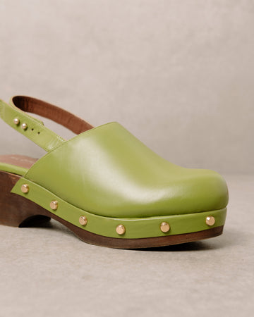 Gucci GG Rubber Clogs in Green | Lyst