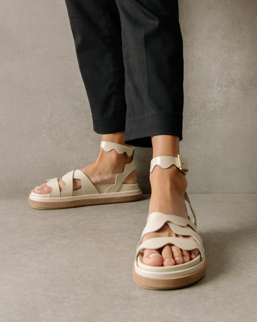 Wavy Cream Leather Sandals Sandals ALOHAS